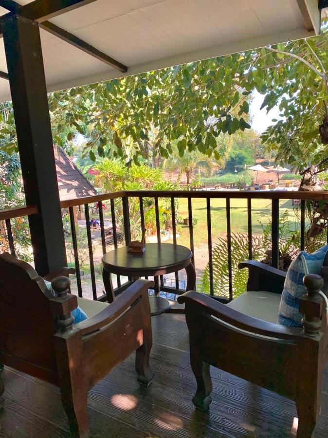 Nan Rim Nam Resort Exteriör bild