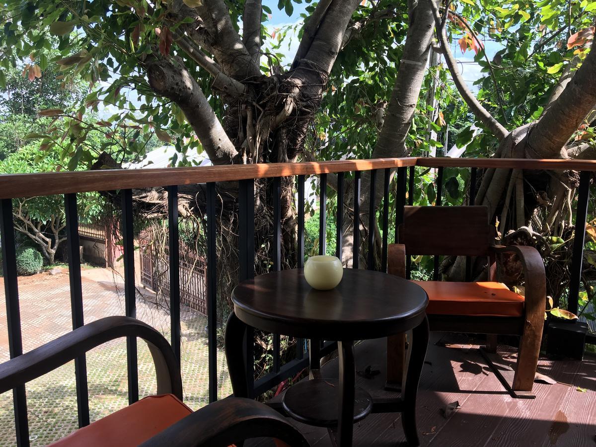 Nan Rim Nam Resort Exteriör bild